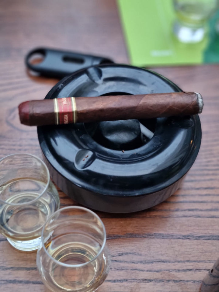 Todóga agus Uisce Beatha — cigar, cutter and Glencairn glasses, Belfast Whiskey Week 2026 cigars and whiskey pairing